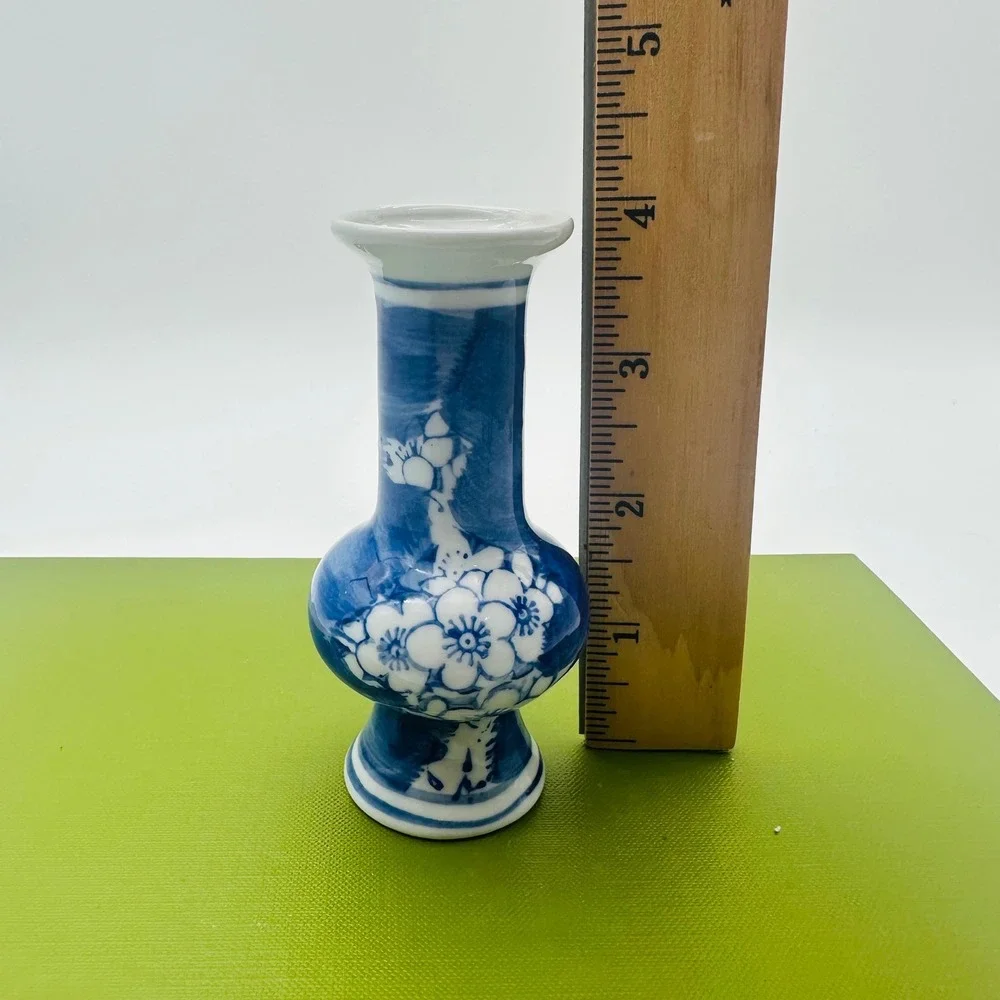 Blue and White Porcelain Cherry Blossom Floral Bud Vase 4